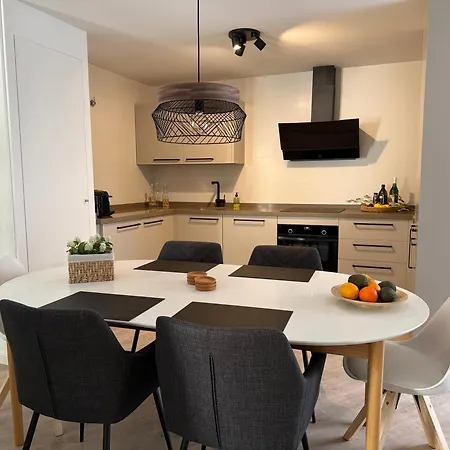 H2m Postigo Duplex Terrace 2 Bathrooms, Smart Tv, Oven